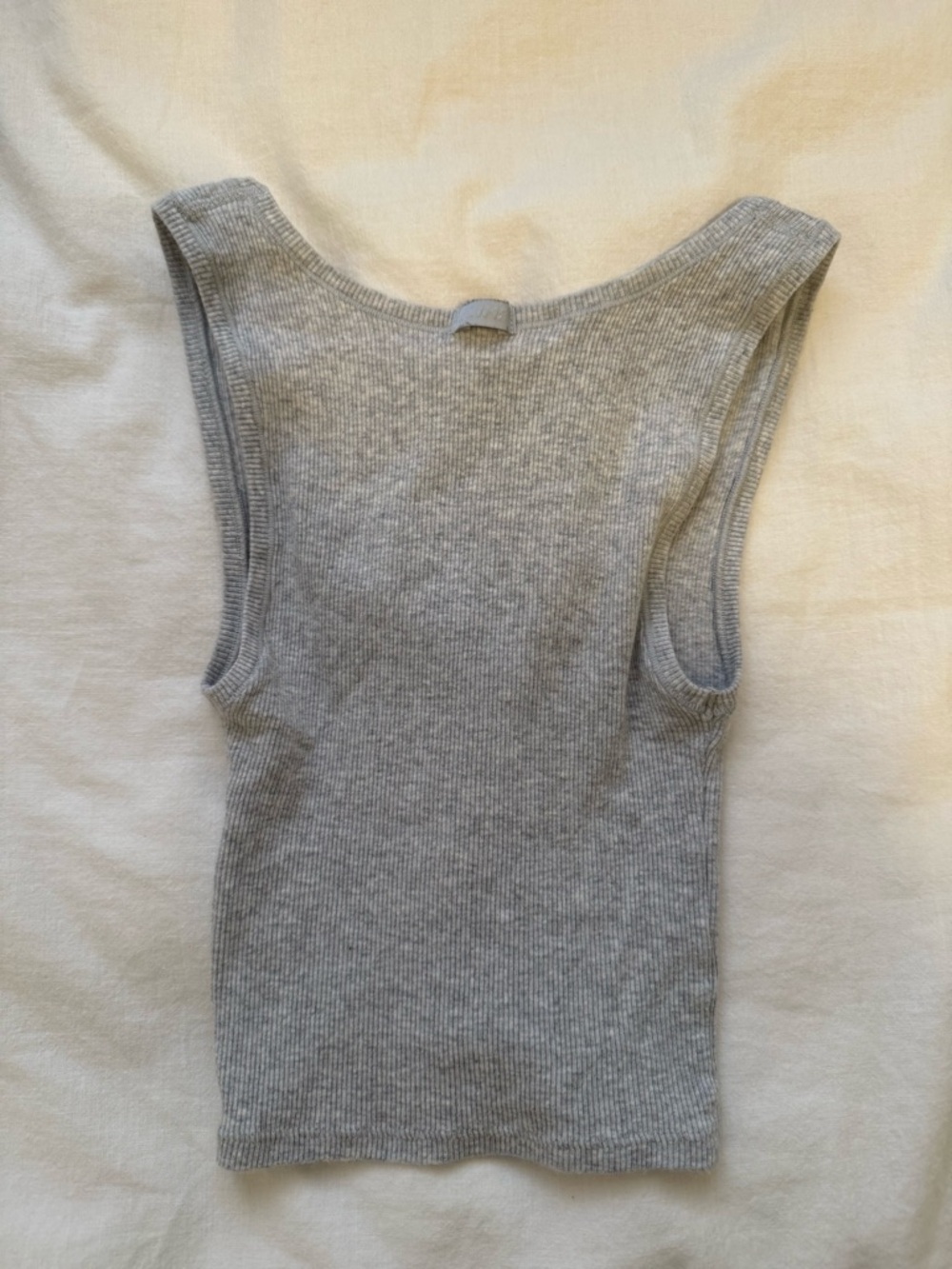 Skims Ribbed Cropped Tank - Picture 3 of 3